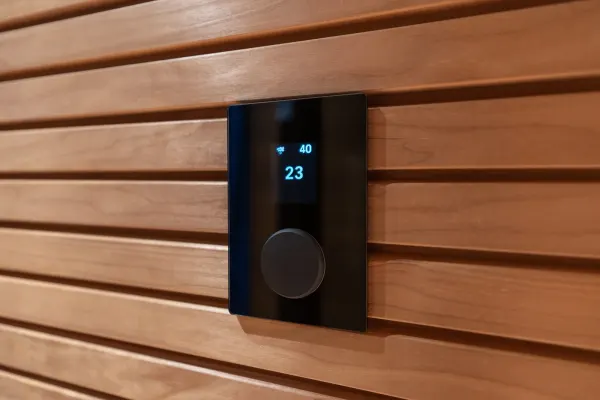 Image: thesaunaheater.com Auroom Arti Pre-Assembled 5-Person Sauna Cabin, photo 9 of 9