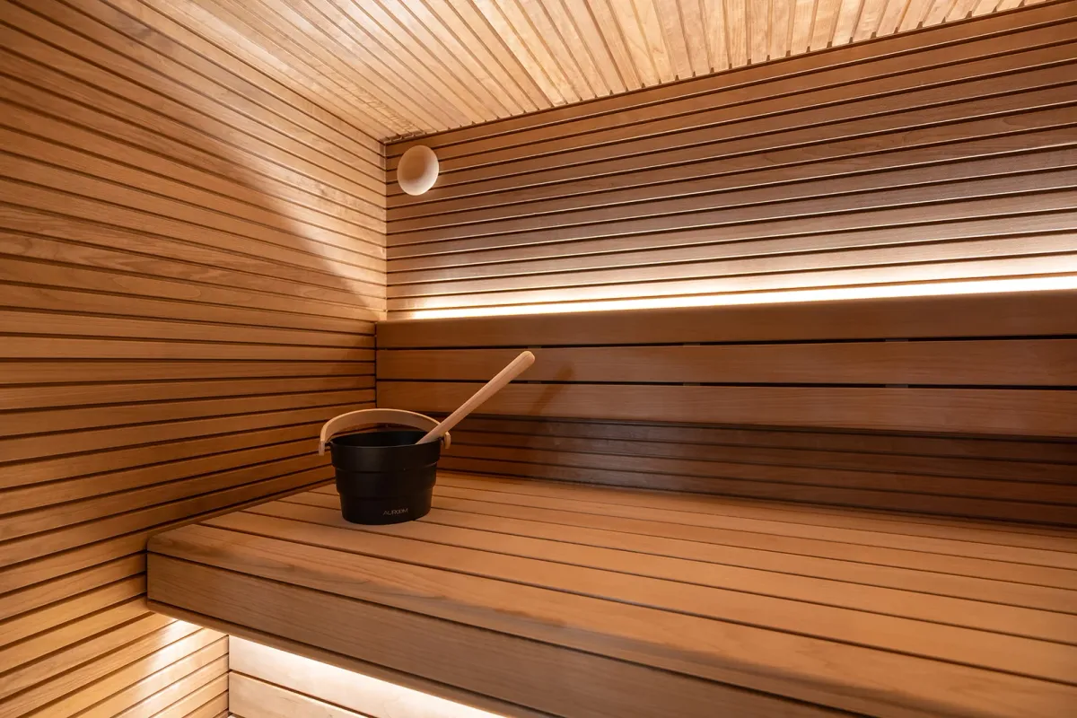 Auroom Arti Pre-Assembled 5-Person Sauna Cabin, photo 5 of 9