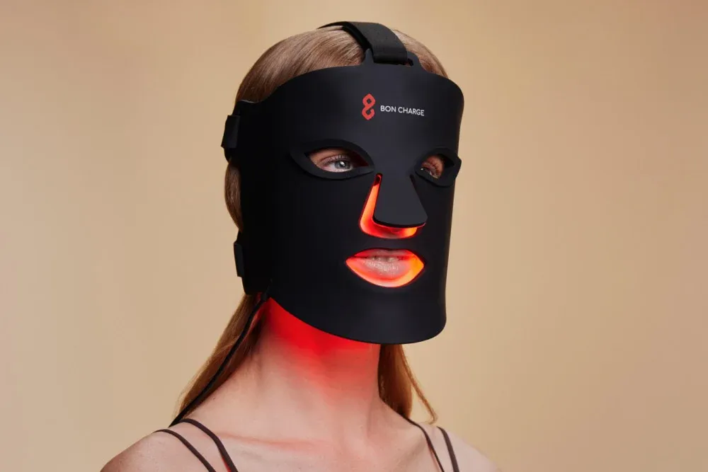 Bon Charge Red Light Face Mask, photo 2 of 9
