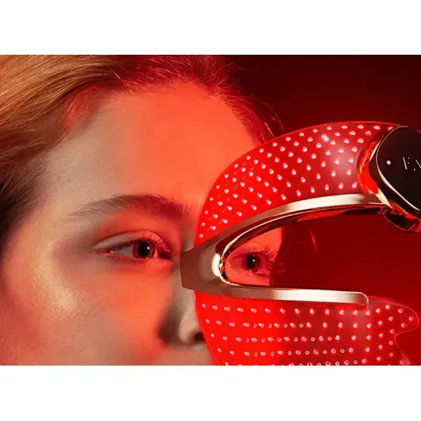 FOREO FAQ 202 Anti-Aging Silicone LED Mask, photo 7 of 11