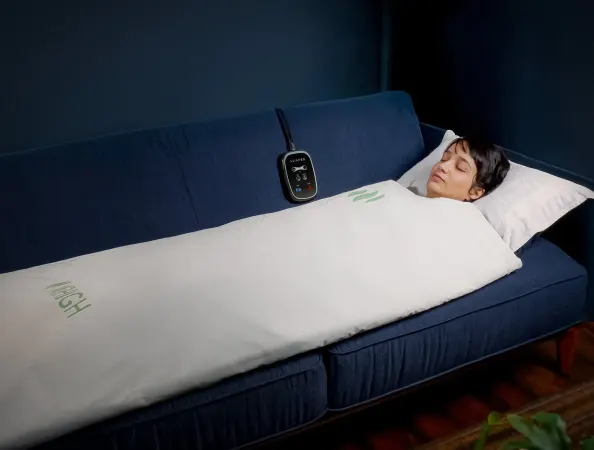 Image: mihigh.com MiHigh Infrared Sauna Blanket, photo 2 of 11