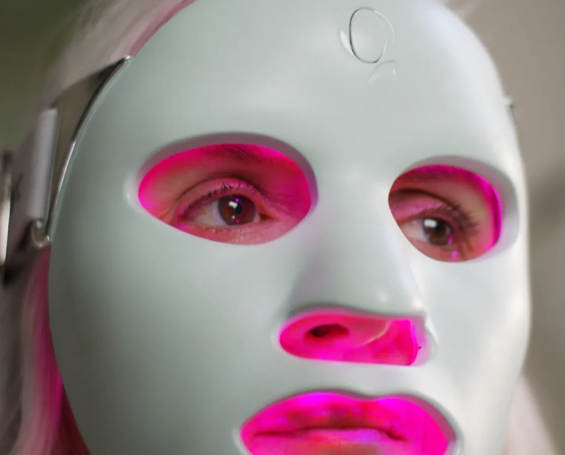 Qure Skincare Q-Rejuvalight Pro Facewear, photo 11 of 11