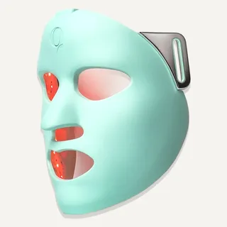 Image: qureskincare.com Qure Skincare Q-Rejuvalight Pro Facewear
